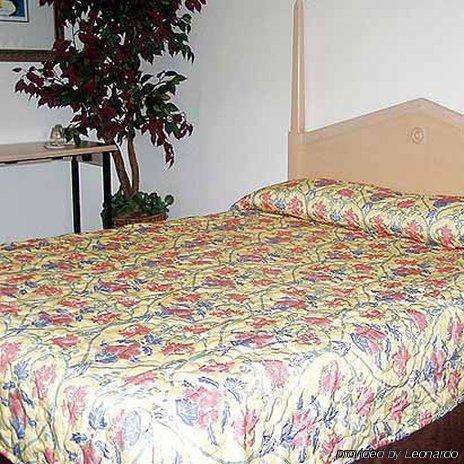 Stockton Travelers Motel Pokoj fotografie