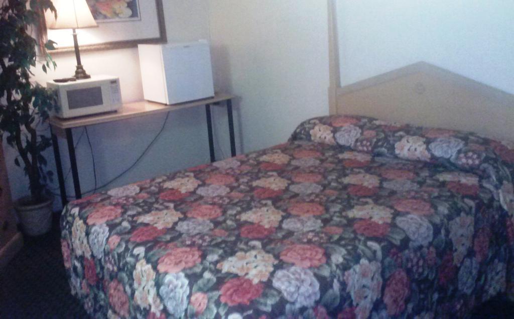 Stockton Travelers Motel Pokoj fotografie