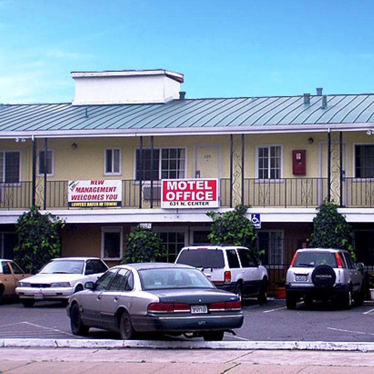 Stockton Travelers Motel Exteriér fotografie